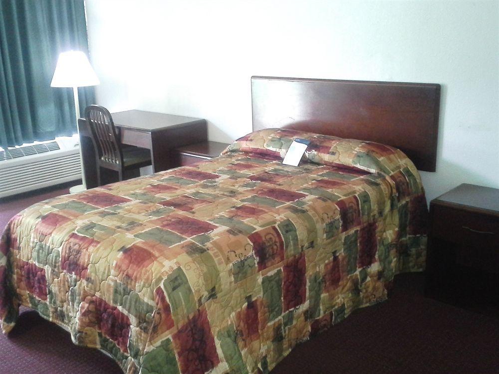Motel 6 Columbia - University Of South Carolina מראה חיצוני תמונה